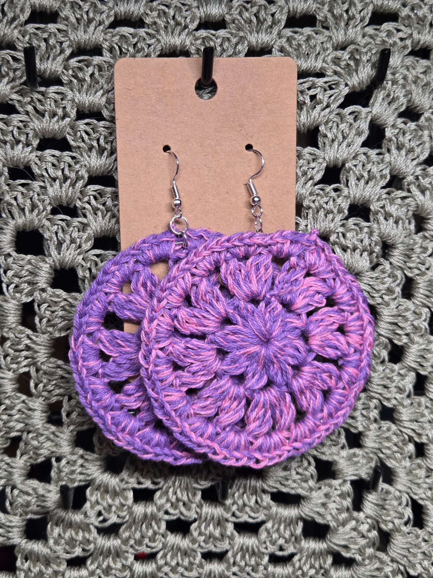 Pink/purple flowers