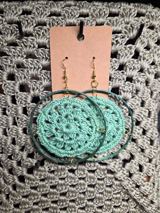 Green dangle flowers